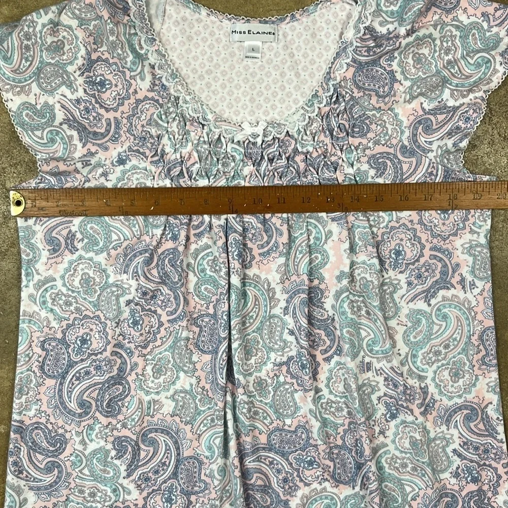 Miss Elaine Blue and Pink Paisley Nightgown  Size: Large